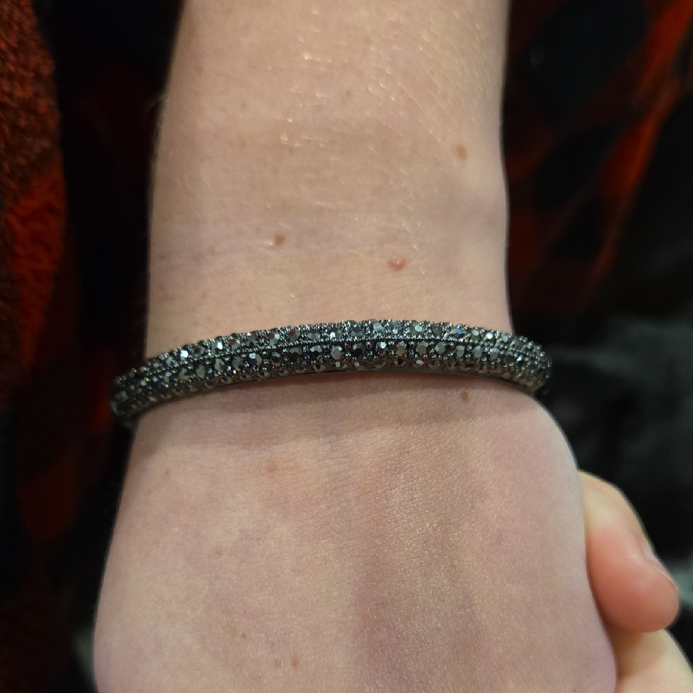 Elegant Black Bracelet